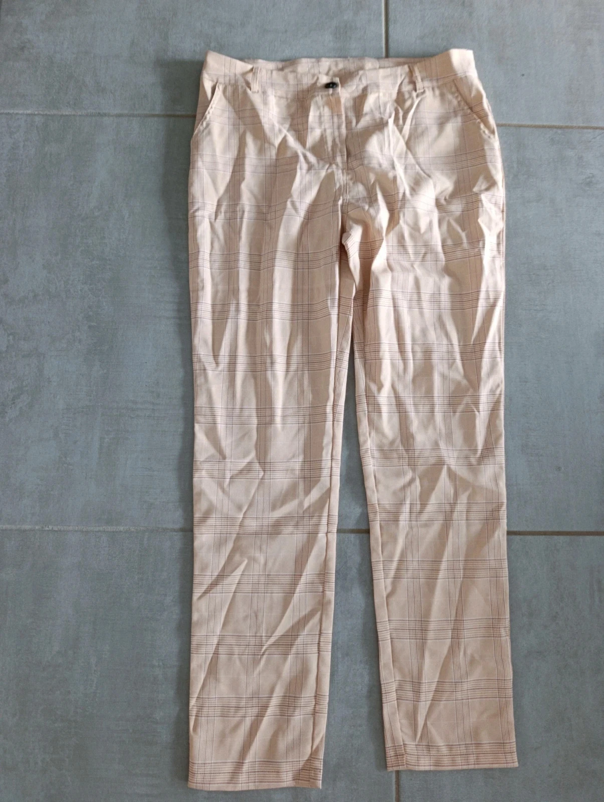 Pantalon femme beige à carreaux – Taille 40 – Coupe droite – photo 3